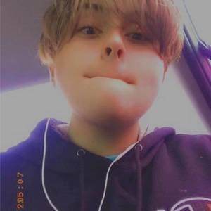 Meet your Posher, Brady